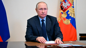 The Armstrong & Getty Show: April 25, 2022 – Is Putin’s Health Failing?