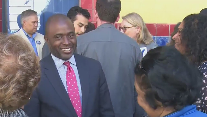 CA Schools Superintendent Reveals He May Run for Governor